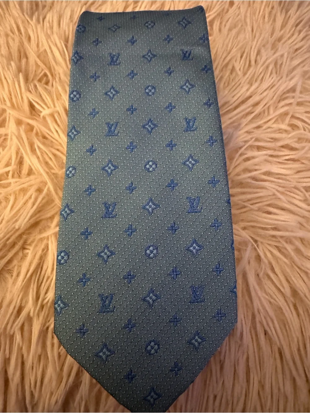 Louis Vuitton elegant silk